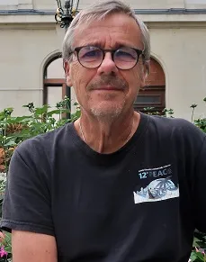 Kenneth Lundstrom