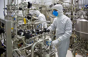 CNC-like autonomous machines assembling pharmaceutical components