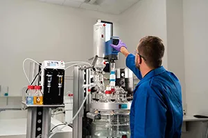 Automated drug manufacturing systems