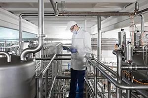 Contract manufacturer analyzing pharmaceutical formulations